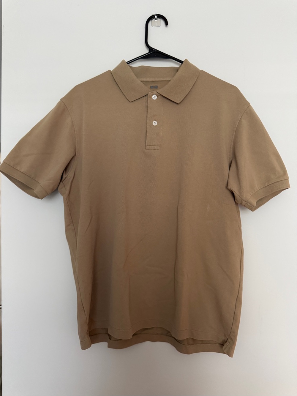 Uniqlo Men's Polo Shirt in Khaki Brown
